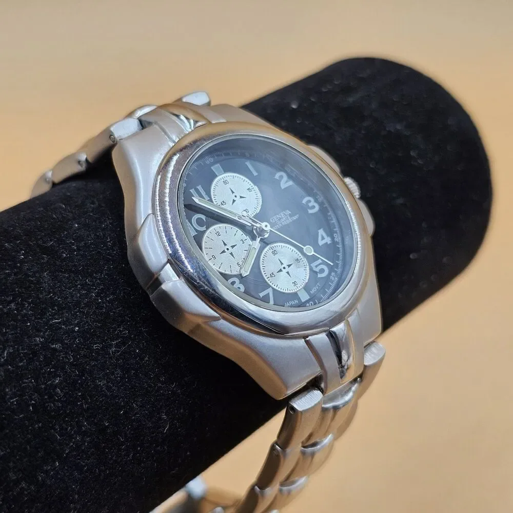 Geneva Quartz Water Resistant Silver Tone Mens Watch Luminous Hands New Battery